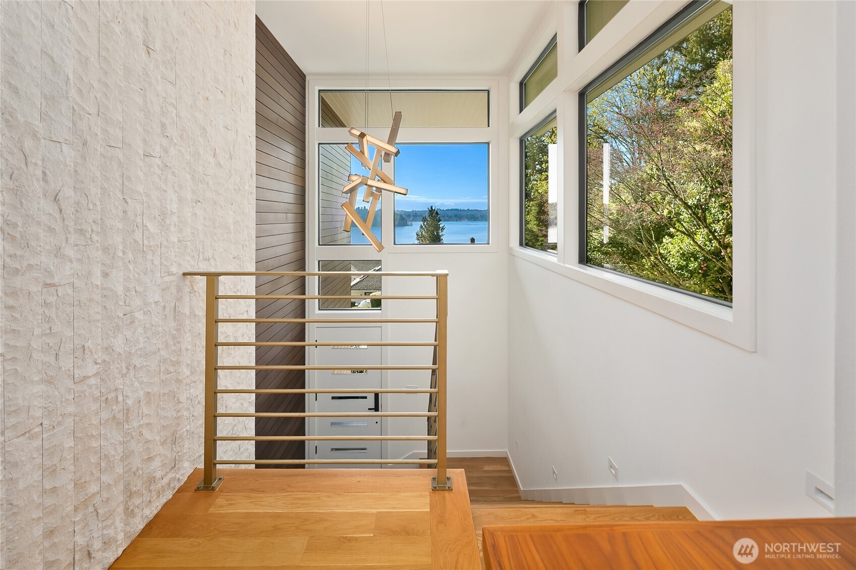 4628 Forest Avenue SE Mercer Island WA 98040