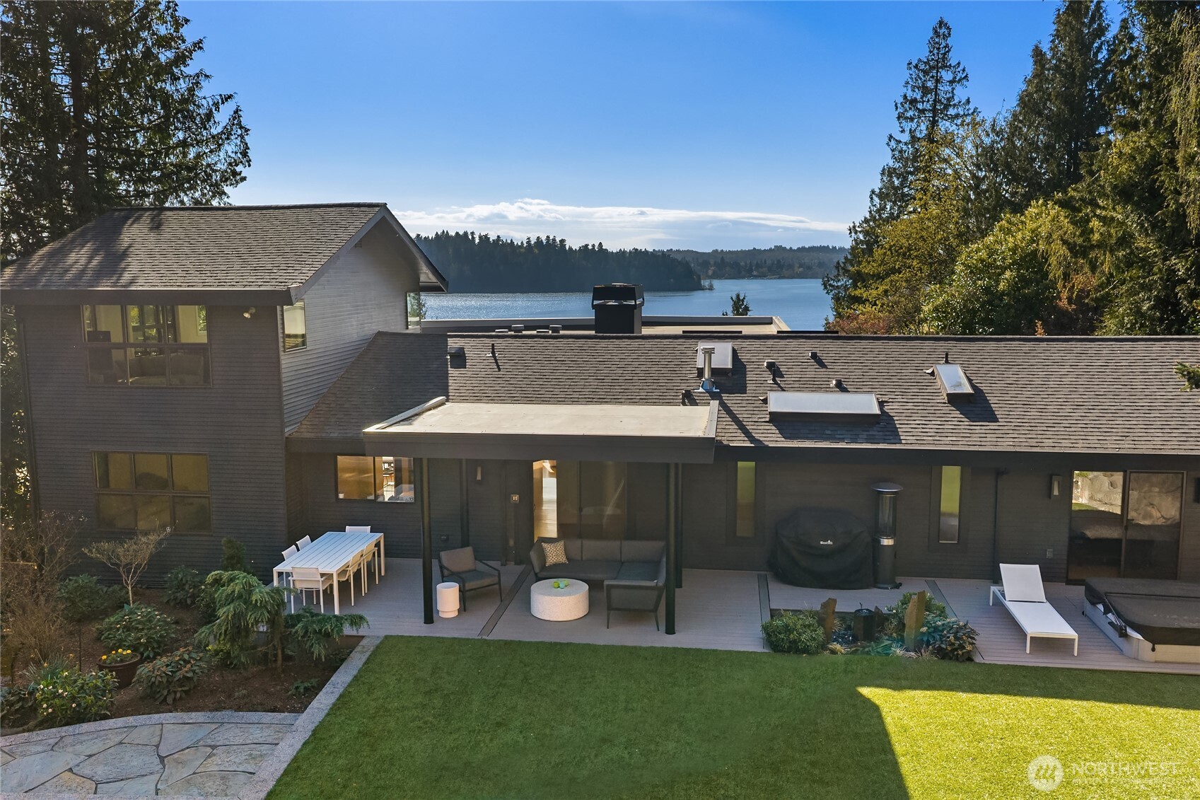 4628 Forest Avenue SE Mercer Island WA 98040