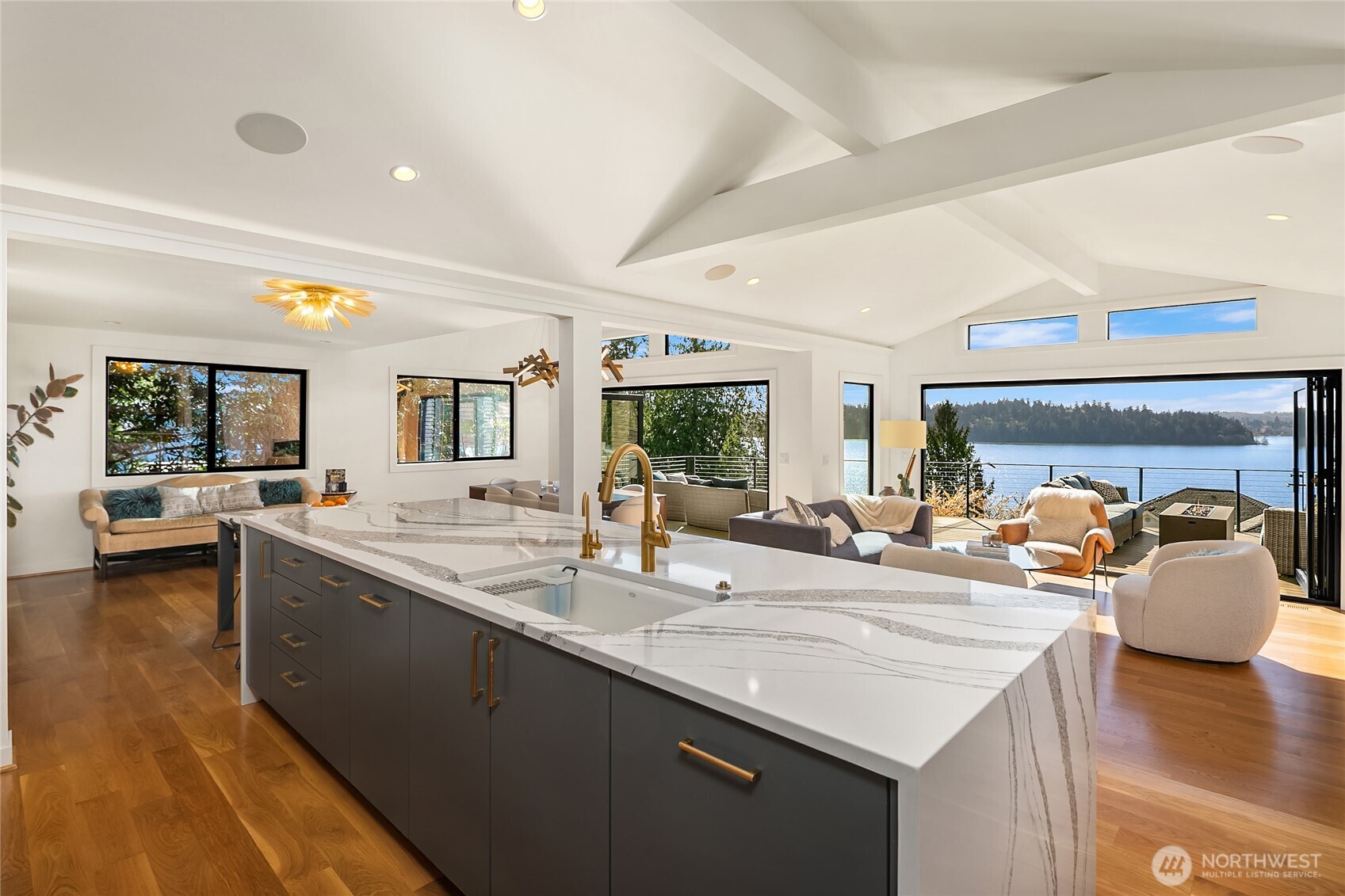 4628 Forest Avenue SE Mercer Island WA 98040