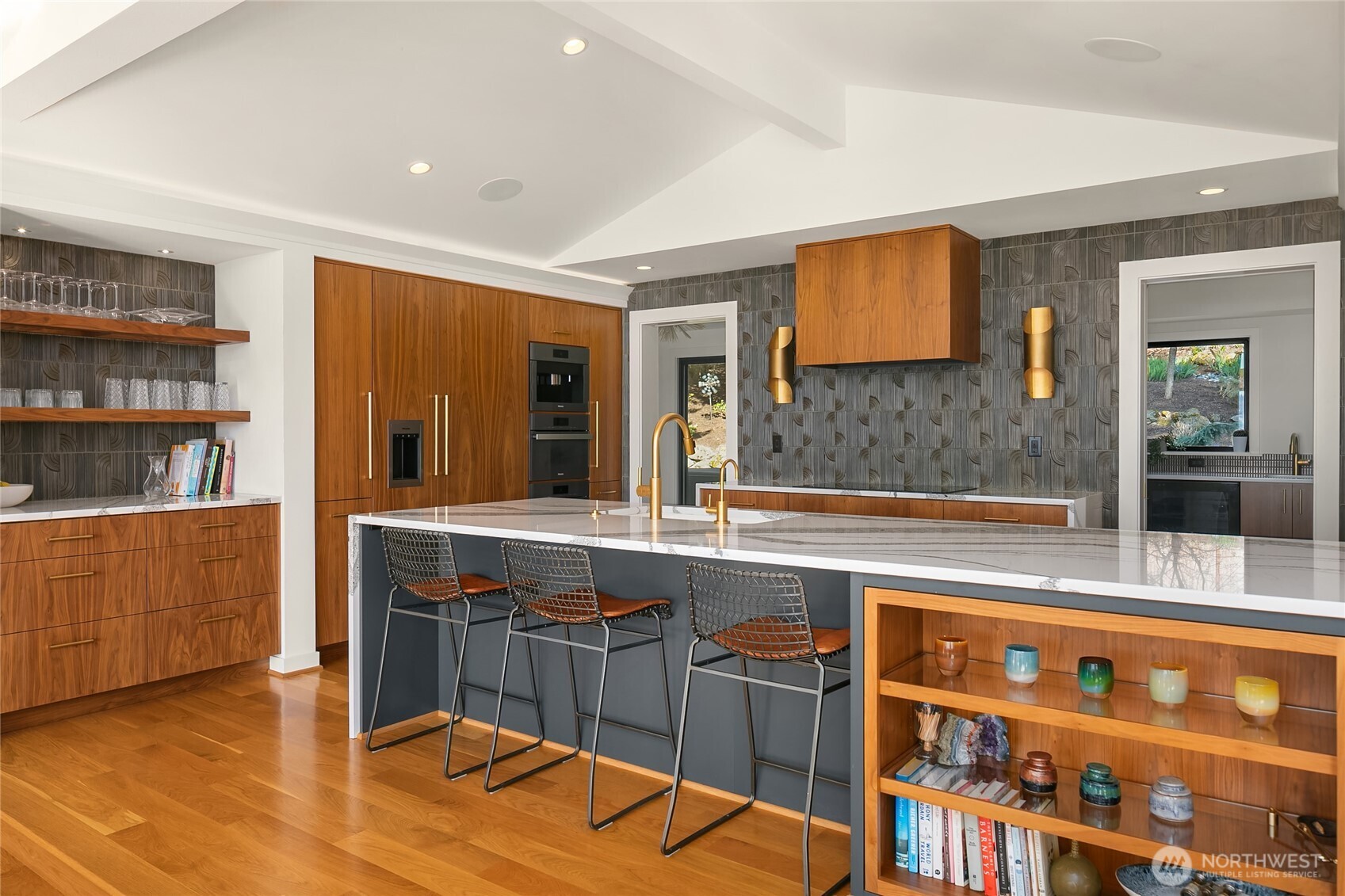 4628 Forest Avenue SE Mercer Island WA 98040