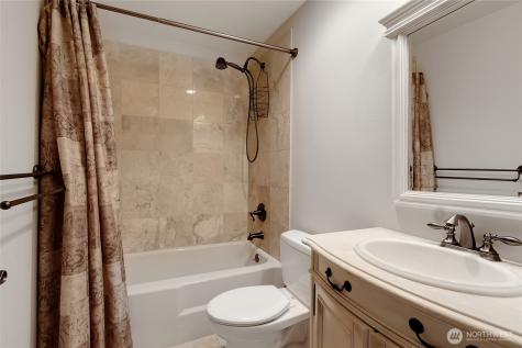 4229 S 252nd Street Kent WA 98032