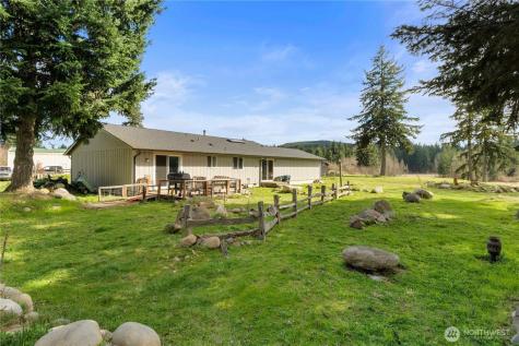14435 Vail Cut Off Road SE Rainier WA 98576