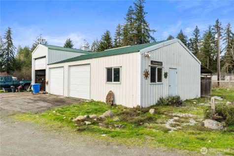 14435 Vail Cut Off Road SE Rainier WA 98576