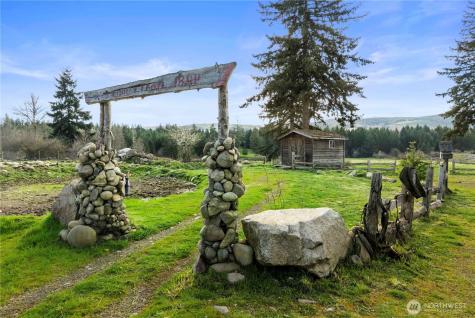 14435 Vail Cut Off Road SE Rainier WA 98576