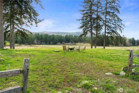 14435 Vail Cut Off Road SE Rainier WA 98576
