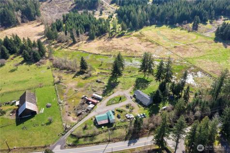 14435 Vail Cut Off Road SE Rainier WA 98576
