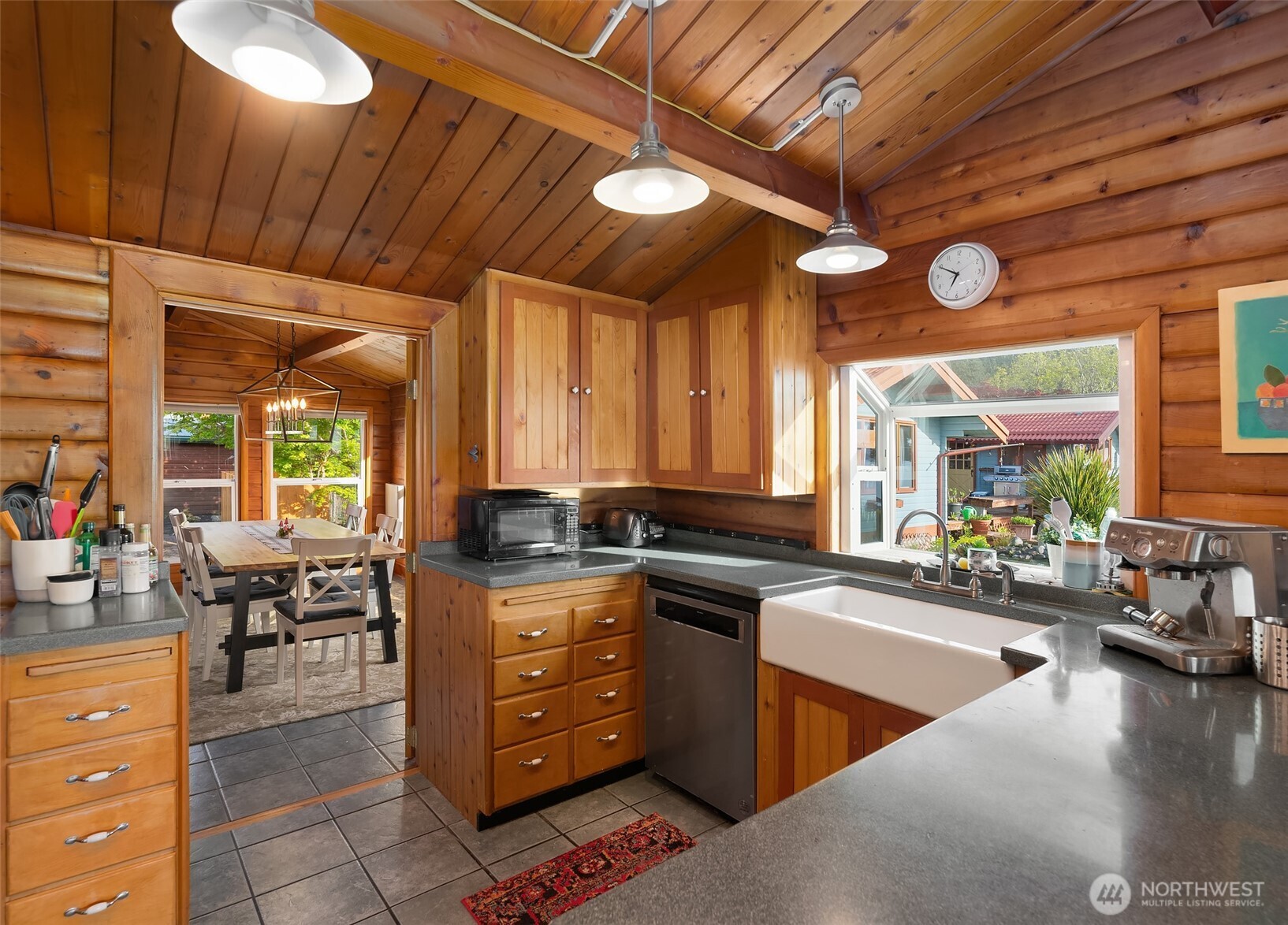 26190 N Highway 101 Hoodsport WA 98548