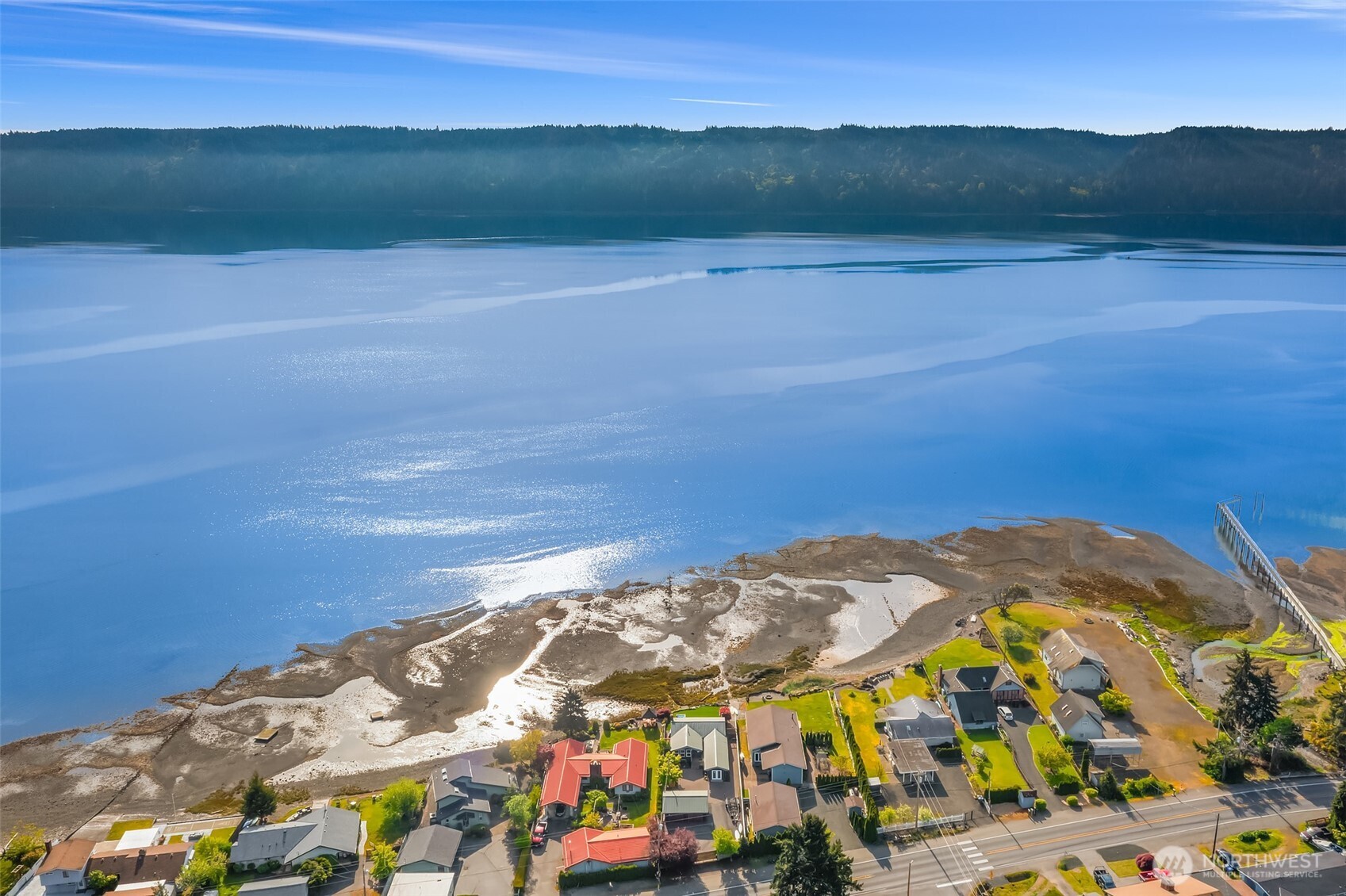26190 N Highway 101 Hoodsport WA 98548