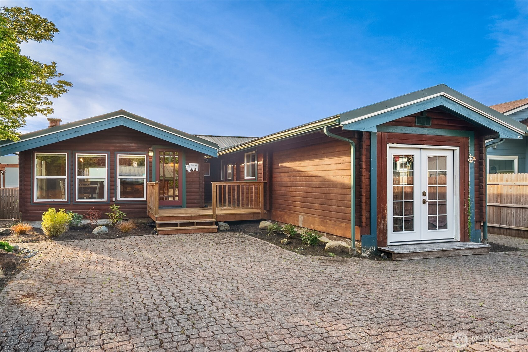 26190 N Highway 101 Hoodsport WA 98548