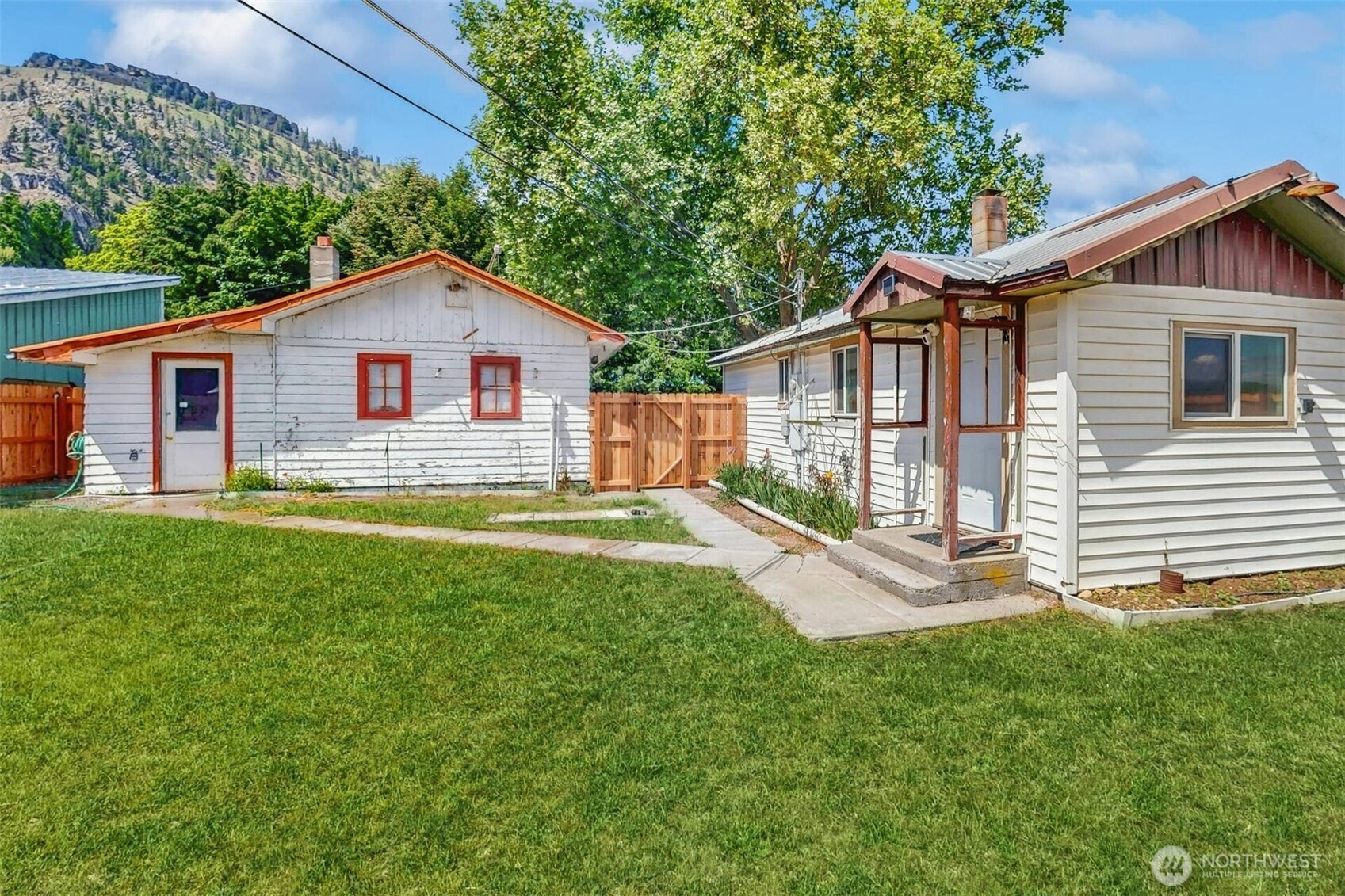 320 S Central Street Brewster WA 98812