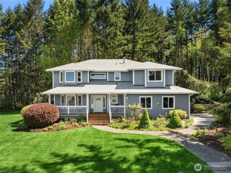 24628 Hillbend Lane NE Kingston WA 98346
