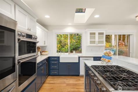 24628 Hillbend Lane NE Kingston WA 98346
