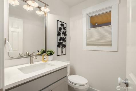 24628 Hillbend Lane NE Kingston WA 98346