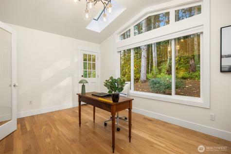 24628 Hillbend Lane NE Kingston WA 98346