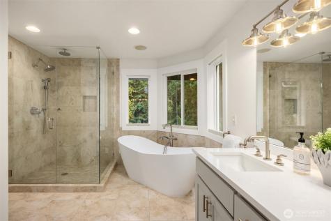24628 Hillbend Lane NE Kingston WA 98346