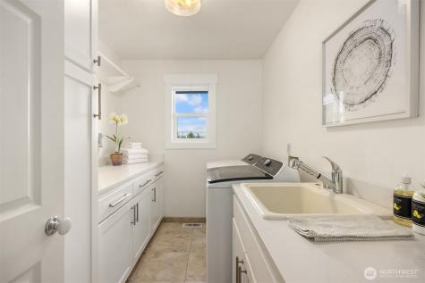 24628 Hillbend Lane NE Kingston WA 98346