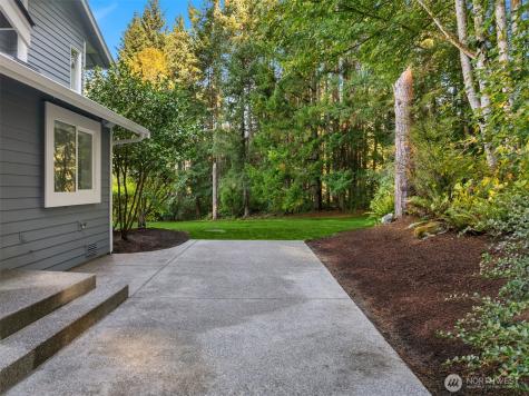 24628 Hillbend Lane NE Kingston WA 98346