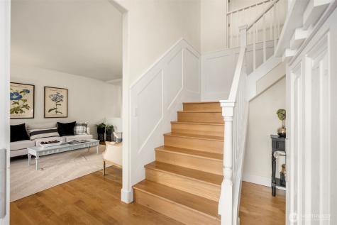 24628 Hillbend Lane NE Kingston WA 98346