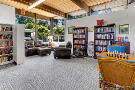 11622 Silver Lake Road Everett WA 98208