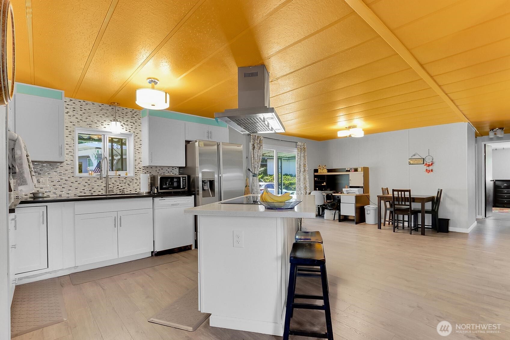 11622 Silver Lake Road Everett WA 98208