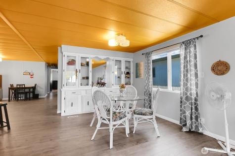 11622 Silver Lake Road Everett WA 98208