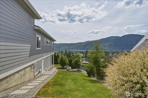 47 Terrace Drive Manson WA 98831