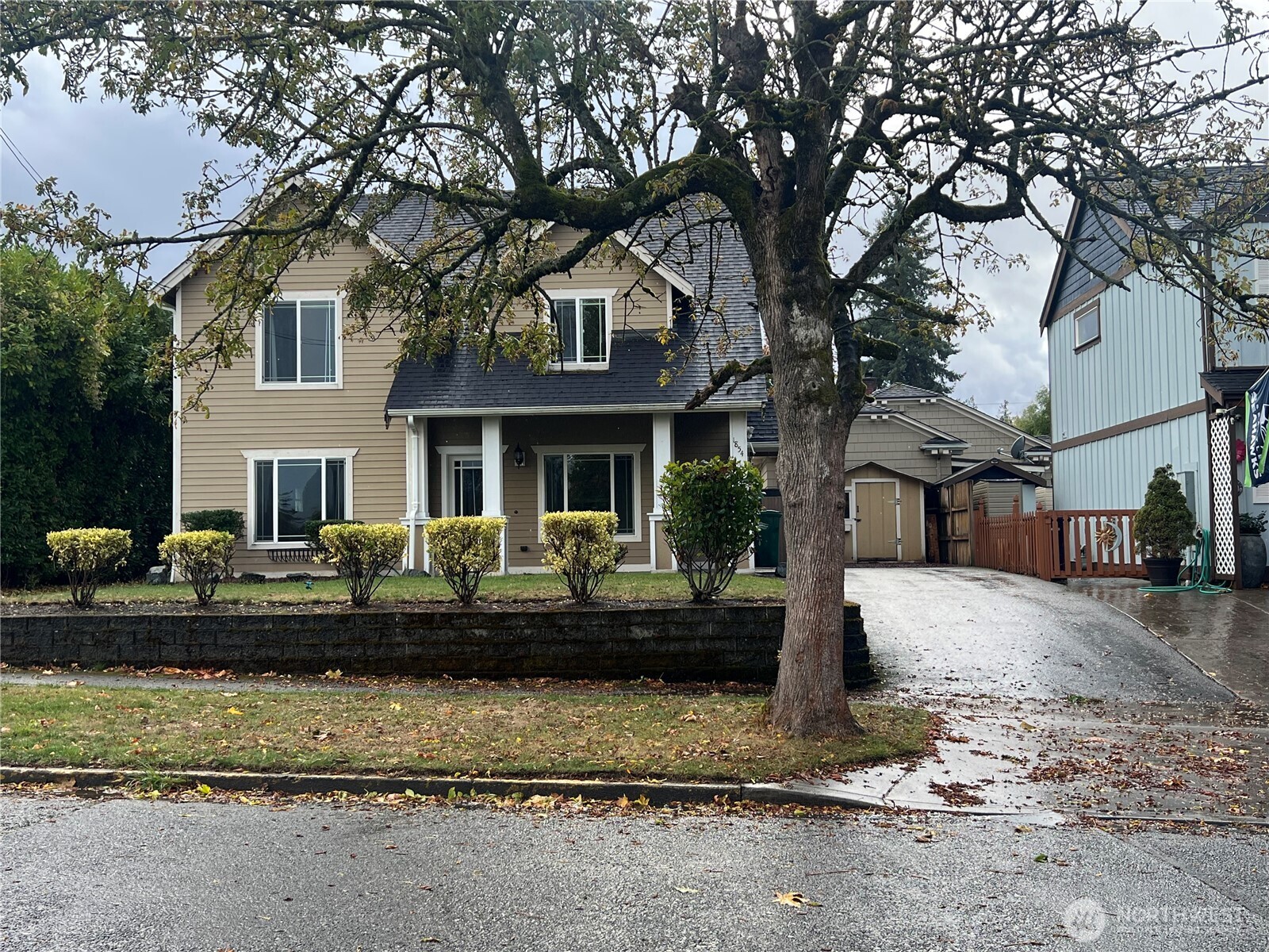 1854 Hillcrest Avenue Enumclaw WA 98022