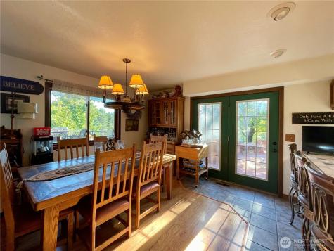 14 Hahn Road Omak WA 98841