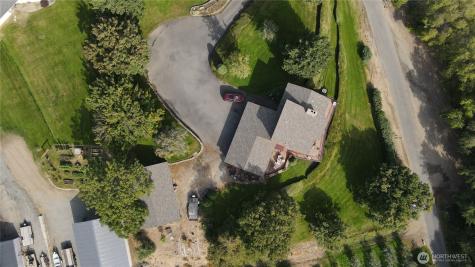 14 Hahn Road Omak WA 98841