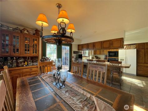 14 Hahn Road Omak WA 98841