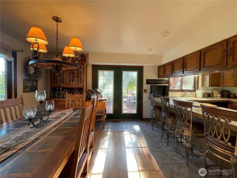 14 Hahn Road Omak WA 98841