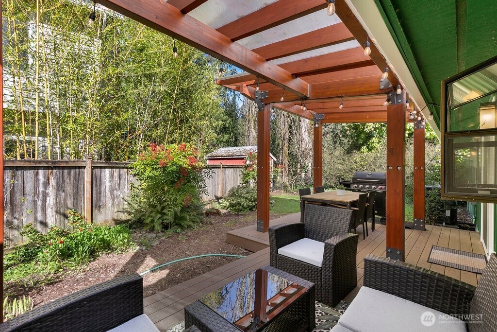 16533 34th Avenue NE Lake Forest Park WA 98155
