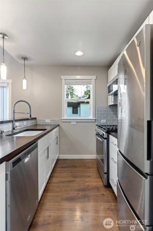 12757 Dayton Avenue N Seattle WA 98133