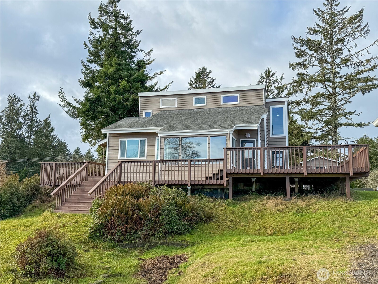 586 Mount Olympus Avenue SE Ocean Shores WA 98569