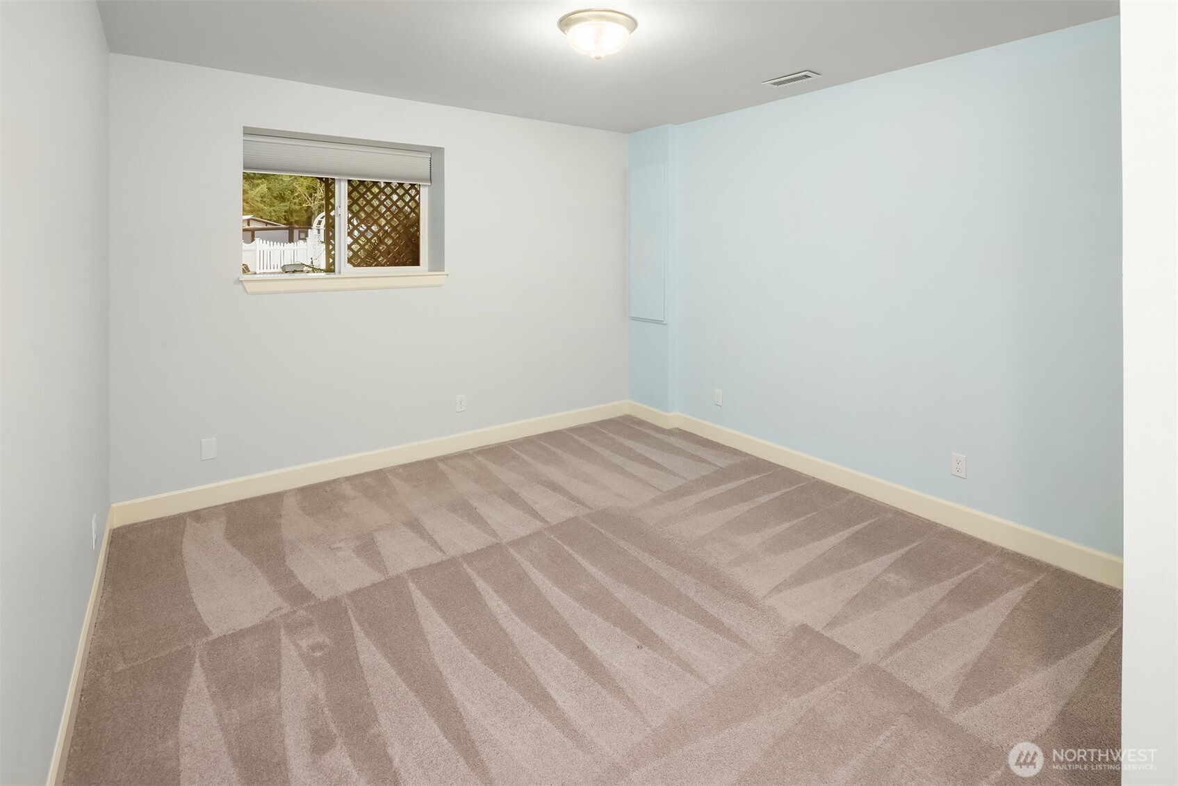 22017 SE 4th Street Sammamish WA 98074