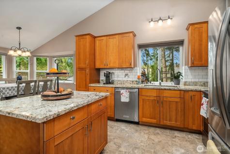 17649 152nd Place SE Renton WA 98058
