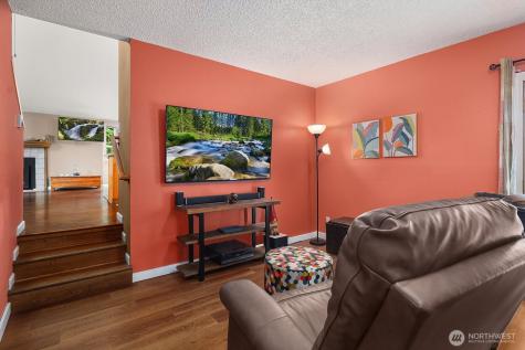 17649 152nd Place SE Renton WA 98058