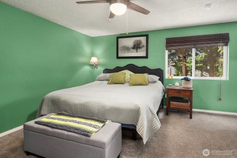 17649 152nd Place SE Renton WA 98058