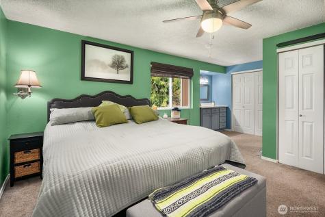 17649 152nd Place SE Renton WA 98058