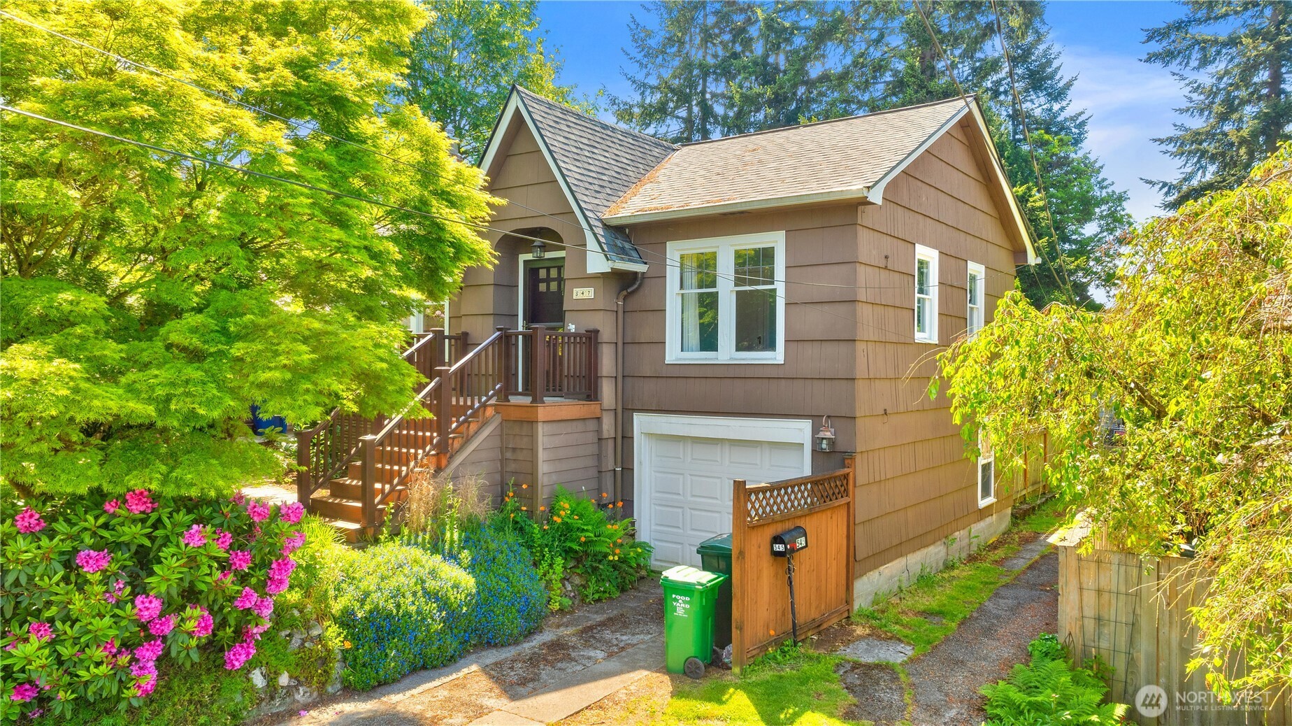 547 NE 91st Street Seattle WA 98115