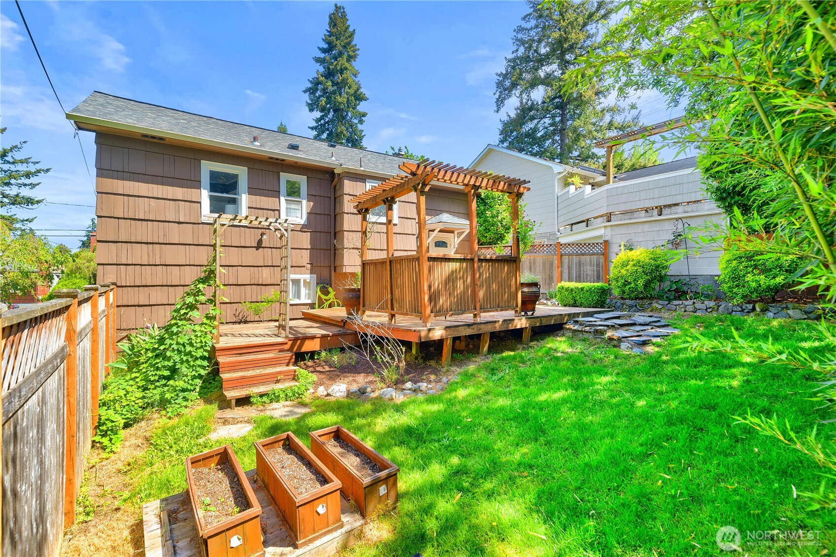 547 NE 91st Street Seattle WA 98115