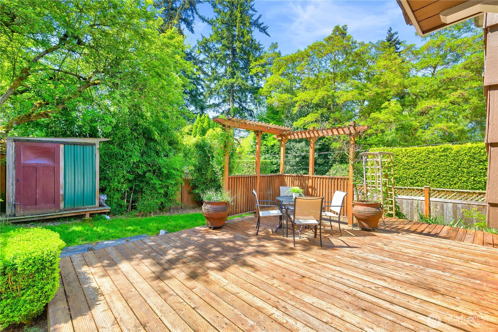 547 NE 91st Street Seattle WA 98115