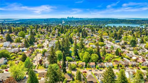547 NE 91st Street Seattle WA 98115
