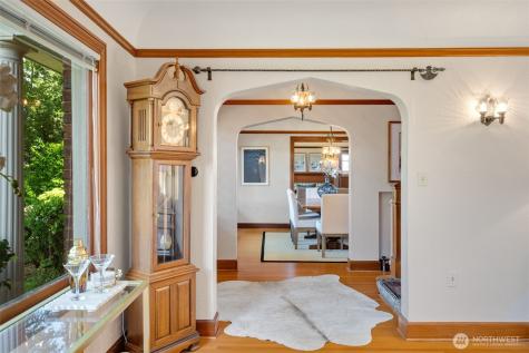 3608 43rd Avenue NE Seattle WA 98105