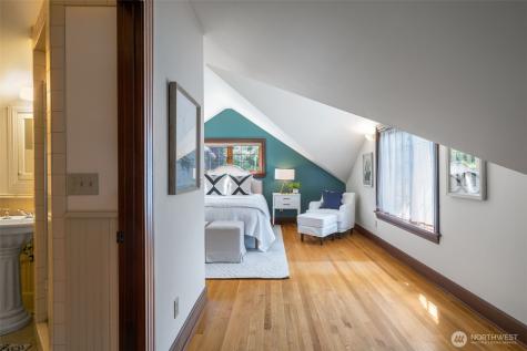 3608 43rd Avenue NE Seattle WA 98105