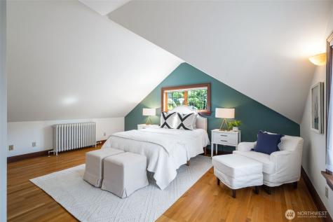 3608 43rd Avenue NE Seattle WA 98105