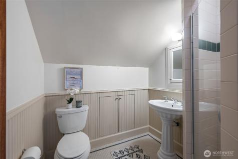 3608 43rd Avenue NE Seattle WA 98105