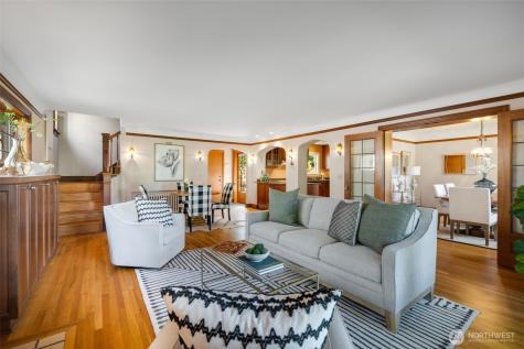 3608 43rd Avenue NE Seattle WA 98105