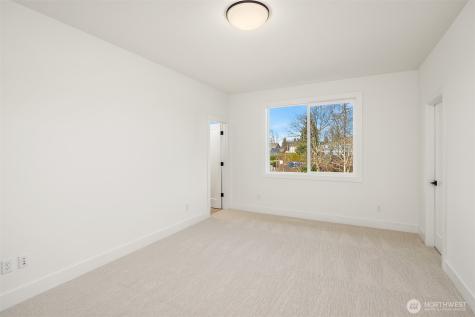 510 Nile Ave NE Renton WA 98059