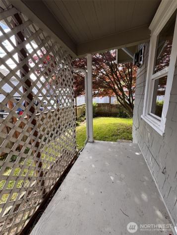 1022 Rockefeller Avenue Everett WA 98201